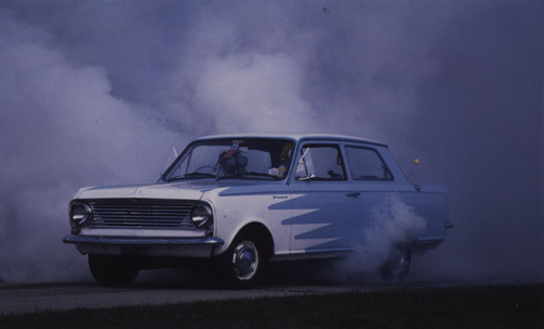 Jo Josling's lively HA!! This runs a 1256 with a few performance mods. Good burnout, much better than what you'd see from the FWD boys!