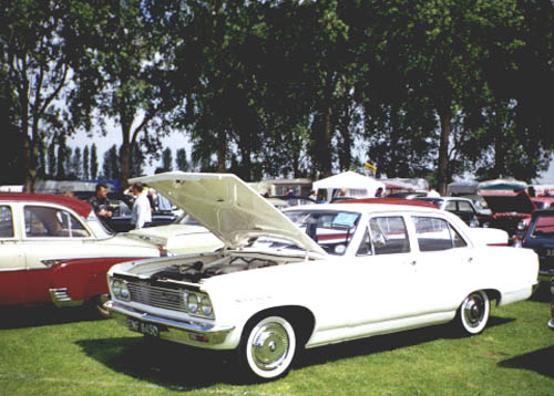 Very nice example of a PC Cresta